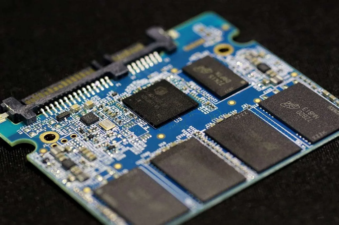 solid state drive internal 6 Cara Mempercepat Booting Windows 10 Dalam Hitungan Detik 17 solid state drive internal