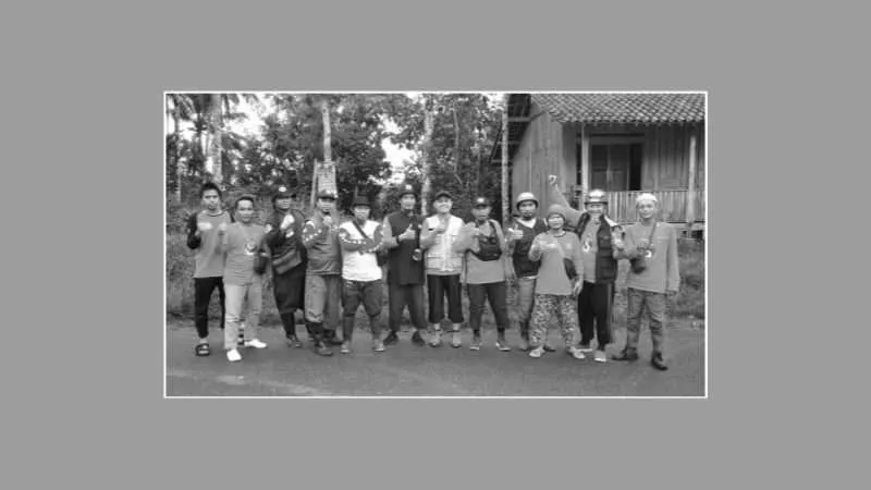 cara ubah foto berwarna jadi hitam putih tanpa aplikasi