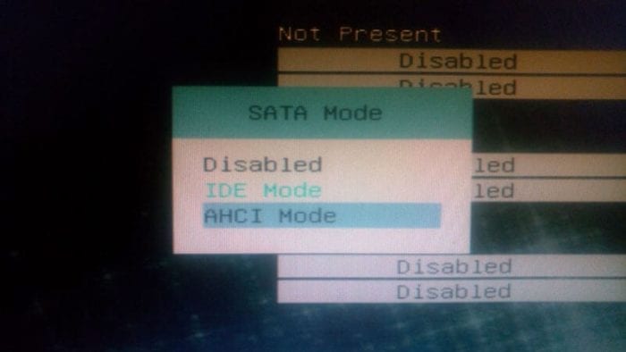 AHCI Mode 6 Cara Mempercepat Booting Windows 10 Dalam Hitungan Detik 16 AHCI Mode