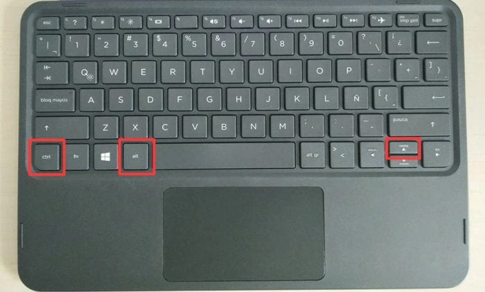 laptop keyboard Cara Cepat Mengembalikan Layar Laptop yang Terbalik 180° 1 laptop keyboard